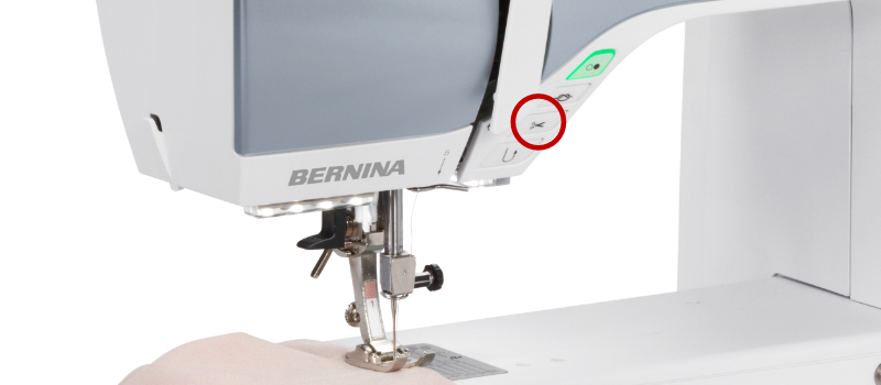 B 535 - The Perfect Machine For Passionate Sewists! - BERNINA